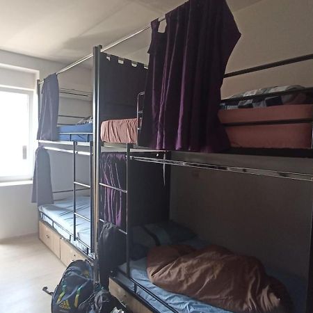Newborn Comfort Hostel The Biggest Hostel Of Town With Best Location Pristina Kültér fotó