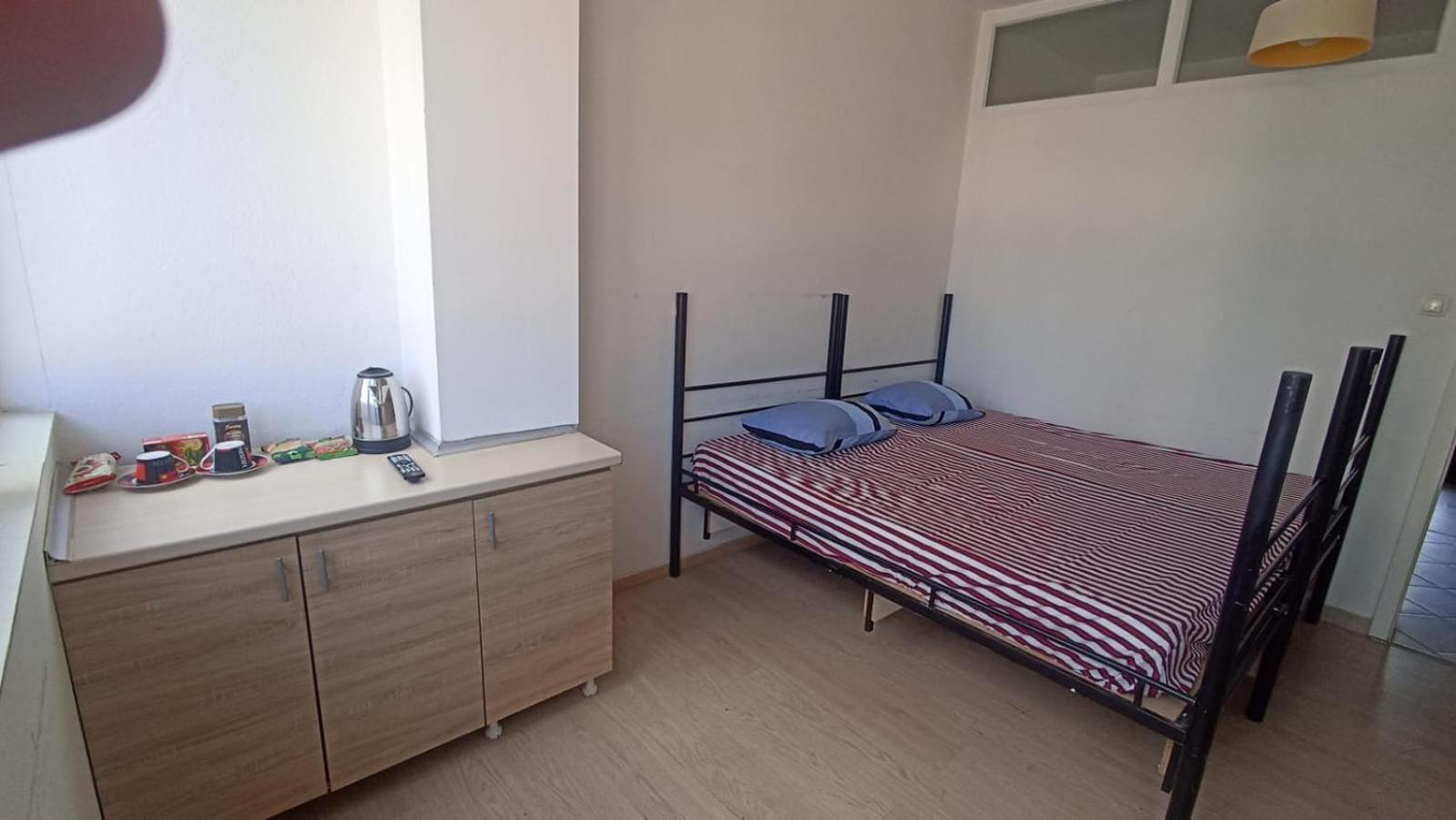 Newborn Comfort Hostel The Biggest Hostel Of Town With Best Location Pristina Kültér fotó