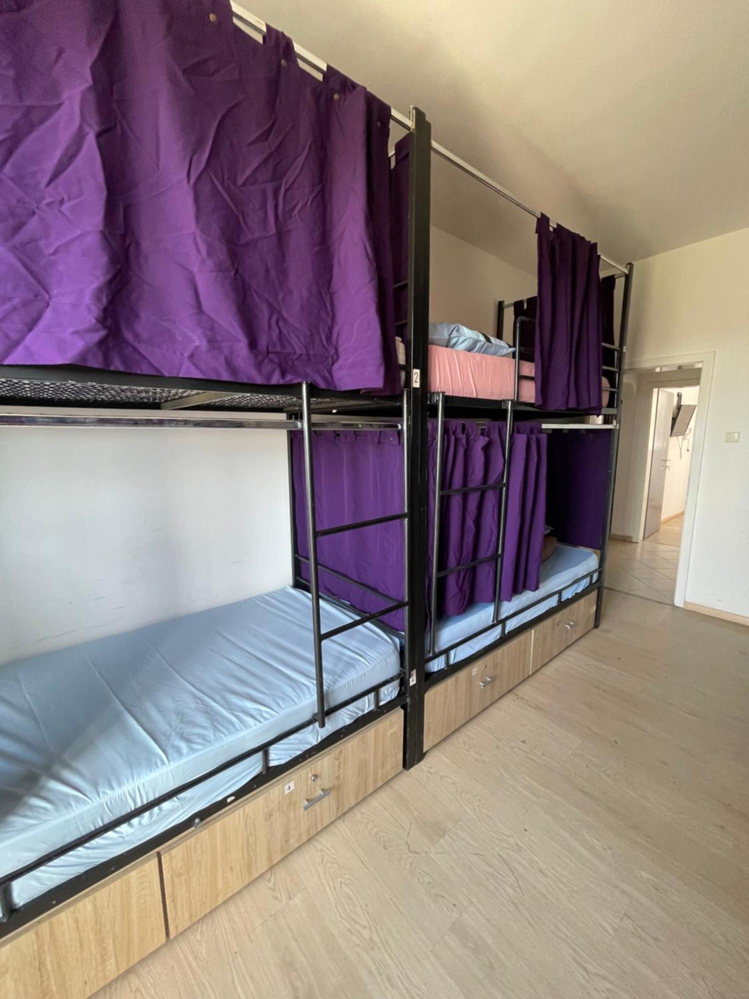 Newborn Comfort Hostel The Biggest Hostel Of Town With Best Location Pristina Kültér fotó