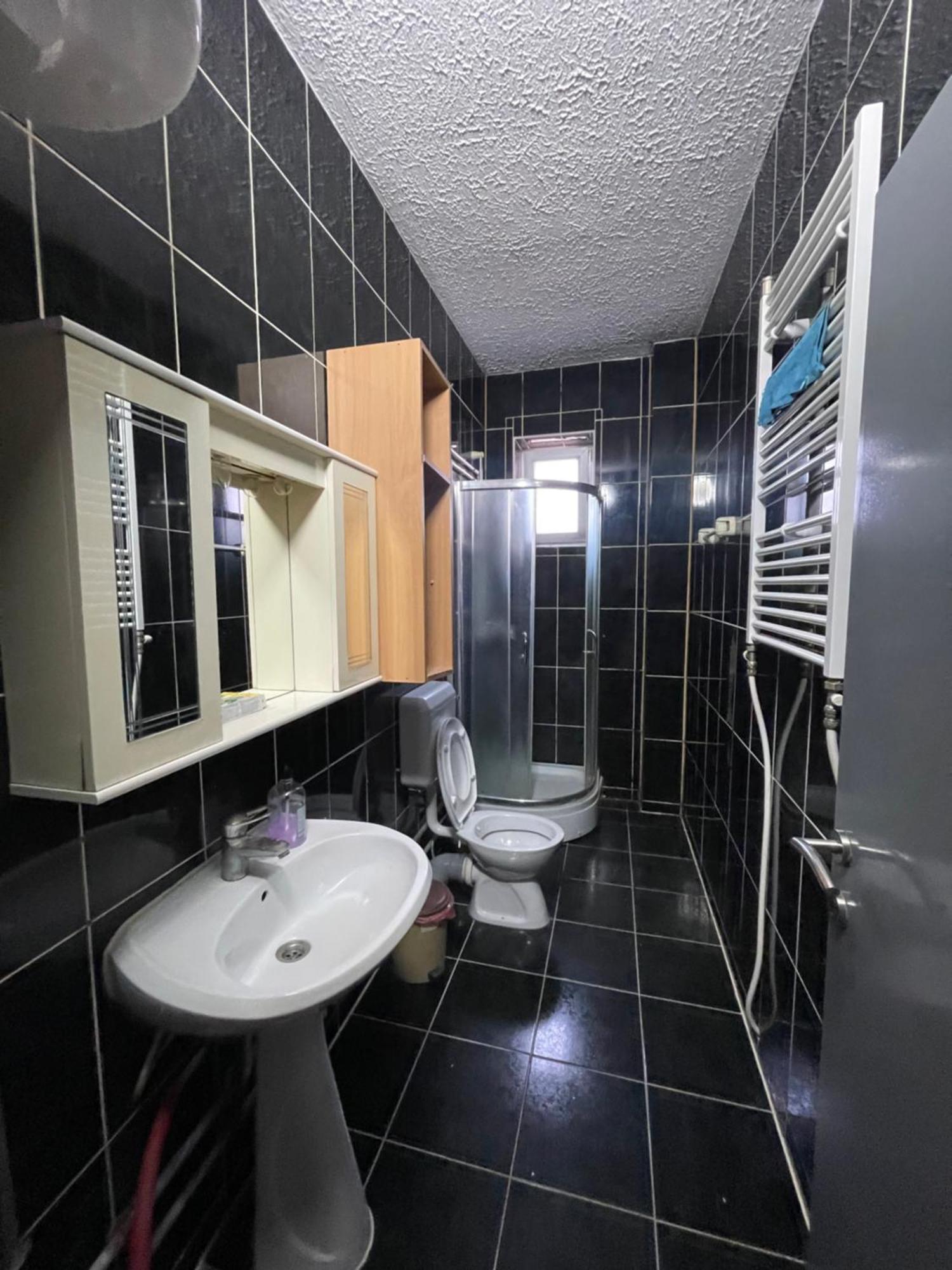 Newborn Comfort Hostel The Biggest Hostel Of Town With Best Location Pristina Kültér fotó